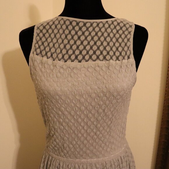 Tristan design , incredible dress , flow style and fit is over the top classic - Picture 8 of 9